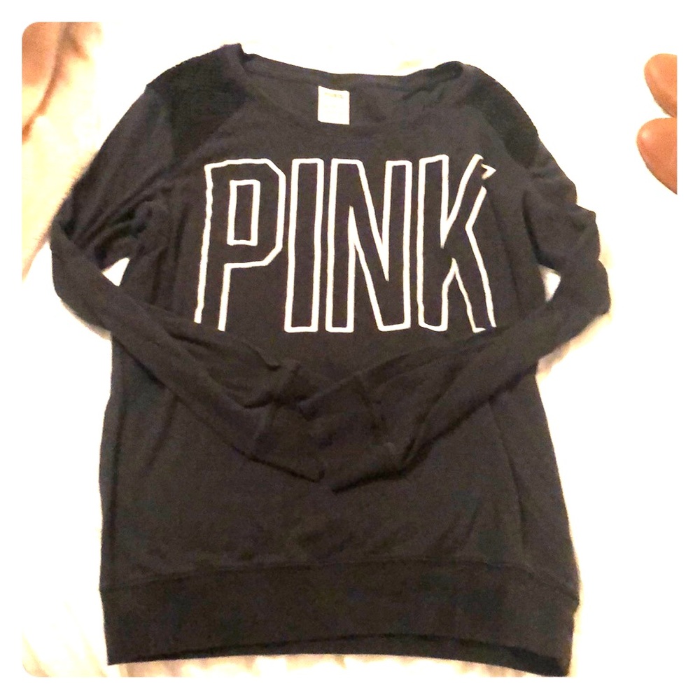 VS PINK SWEATSHIRT •